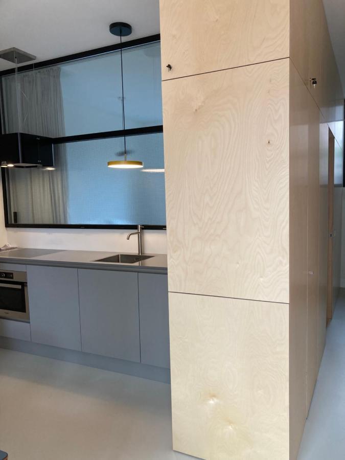 Le Garage Downtown Serviced Apartment Haag Eksteriør billede